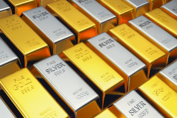 Gold Price Drops by Rs. 3,000 Per Tola Across Pakistan Gold Price